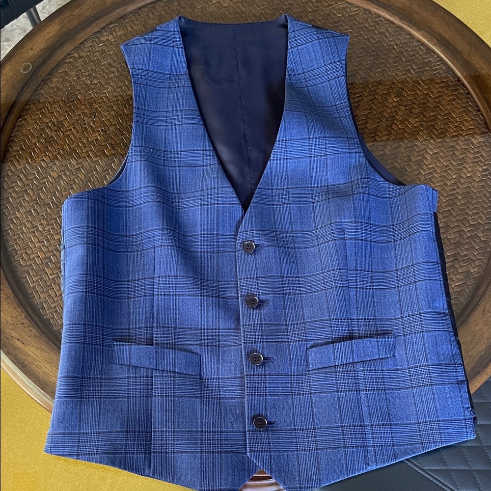 Charles Tyrwhitt Navy Checkered Vest